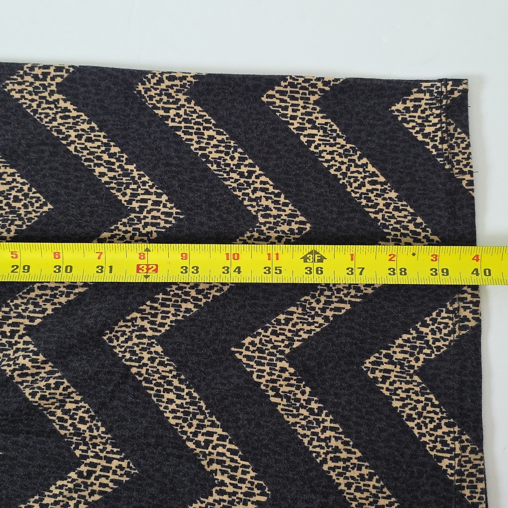 Women's Snap Black Tan Beige Chevron Pattern Sheath Sleeveless Midi Dress Size M - Picture 9 of 9
